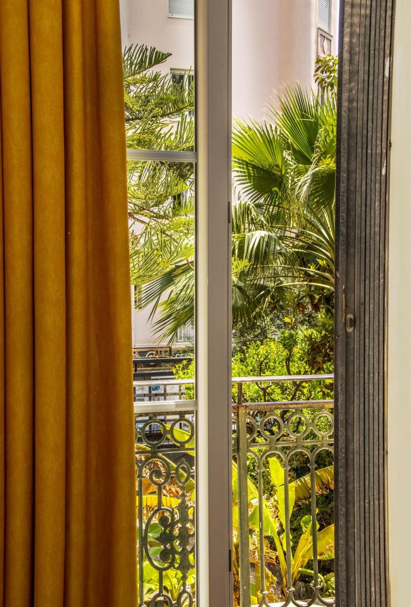 Auberge De Jeunesse Hi Nice Les Cama Lias image
