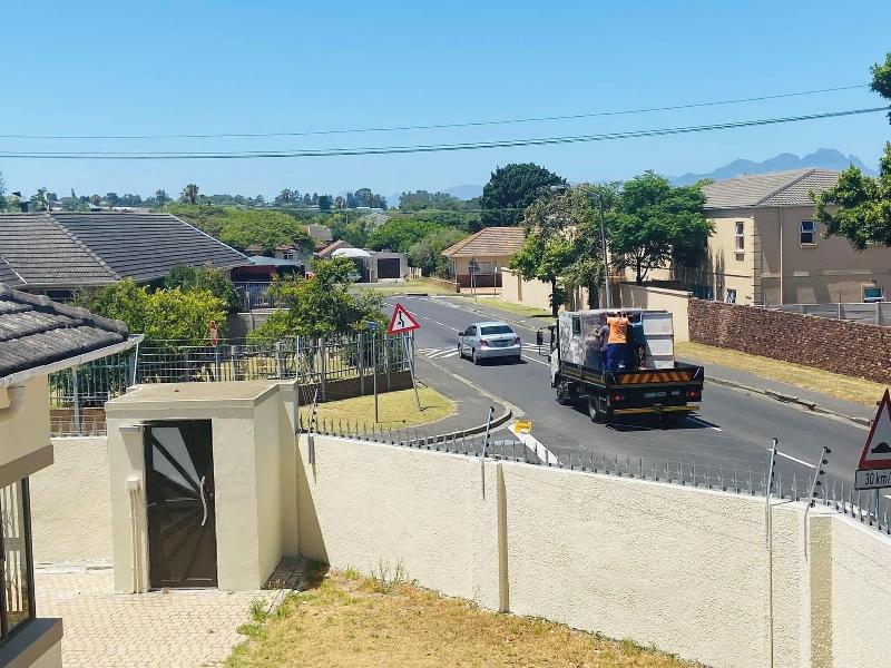 Executive Accommodation Bellville image