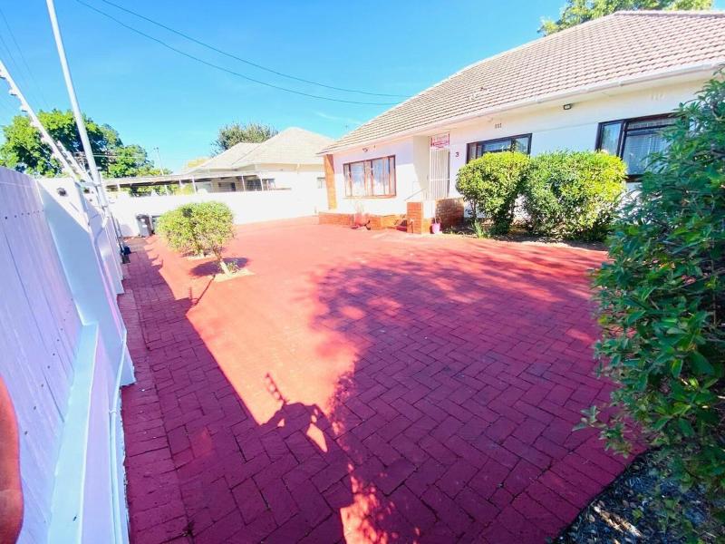 Executive Accommodation Bellville image