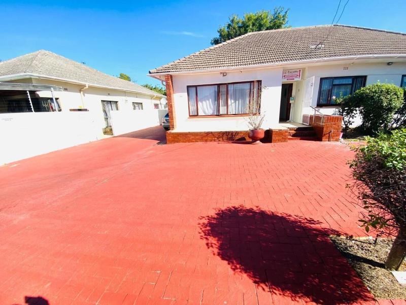 Executive Accommodation Bellville image
