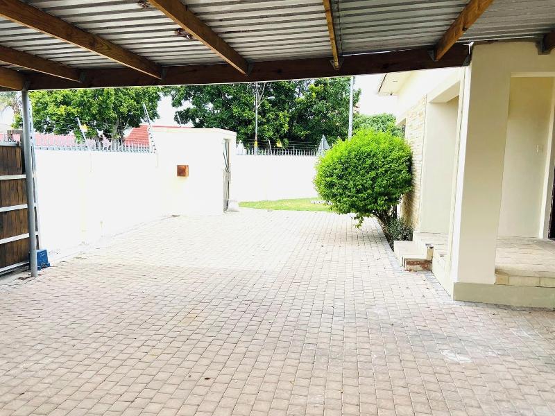 Executive Accommodation Bellville image