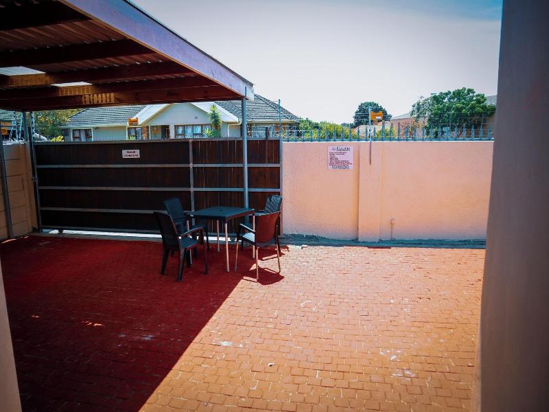 Executive Accommodation Bellville image