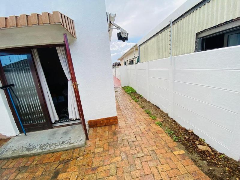 Executive Accommodation Bellville image