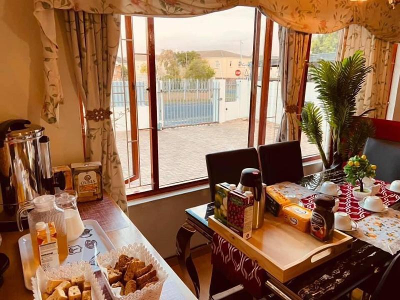 Executive Accommodation Bellville image