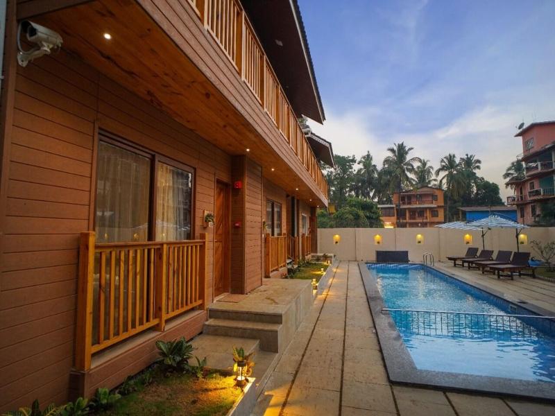 Treehouse Mars Beach Cottages image