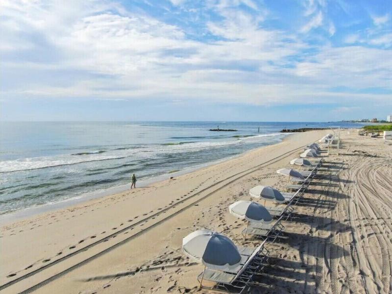 Bungalows At The Boca Raton image