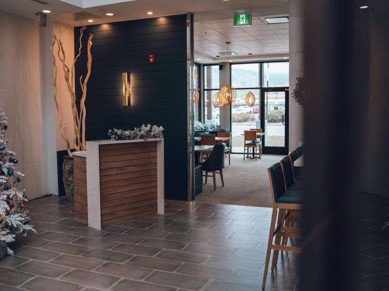 Four Points By Sheraton Penticton At The Conventio