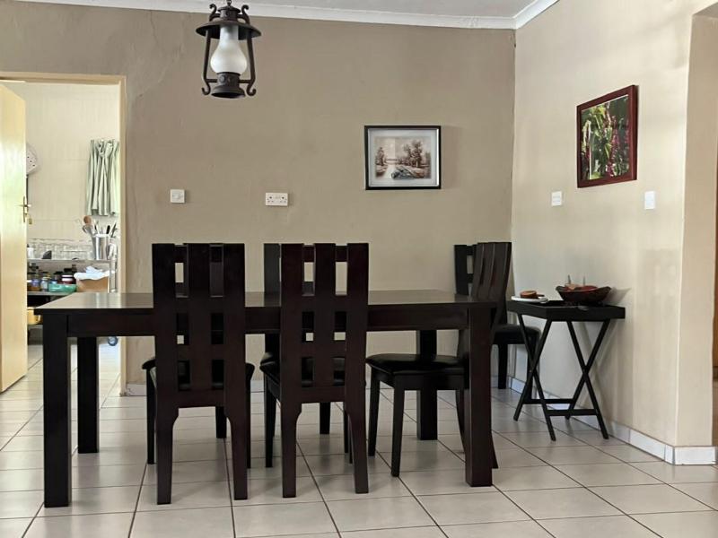 Beulah Court Vineyard Guest House image