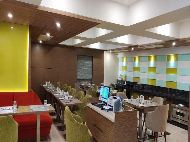 Elora Lords Eco Inn Lucknow image