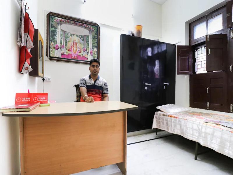 Goroomgo Hotel Bhameshwari Haridwar image