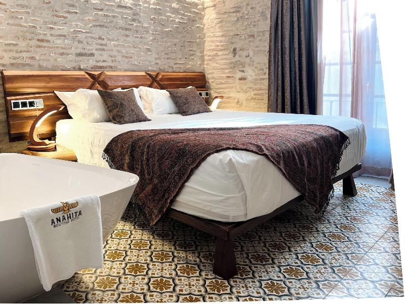 Anahita Boutique Hotel image