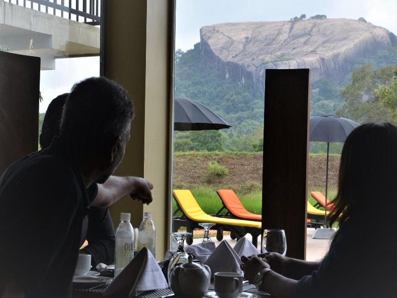 Sigiriya King's Resort image