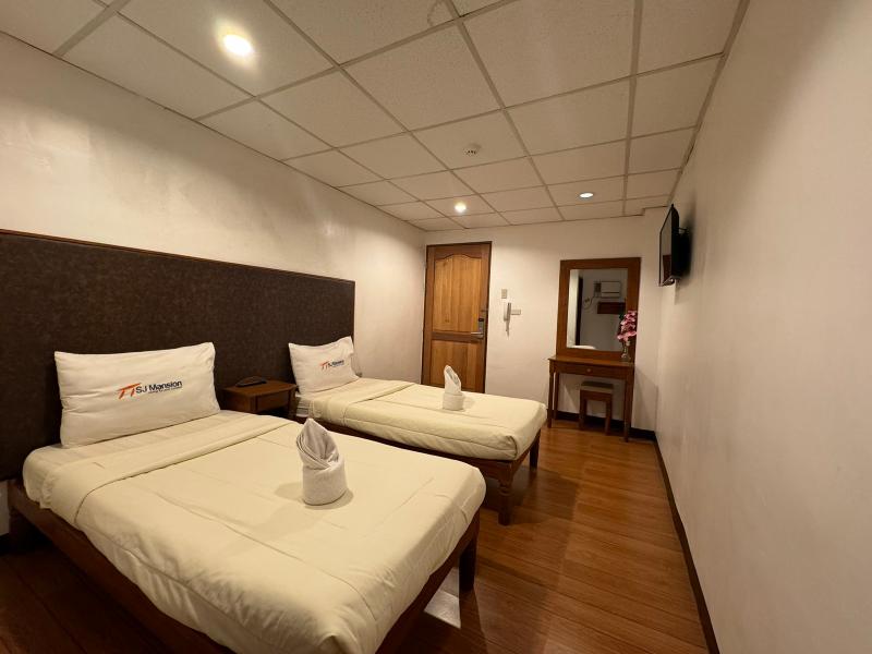 Sj Mansion Hotel image