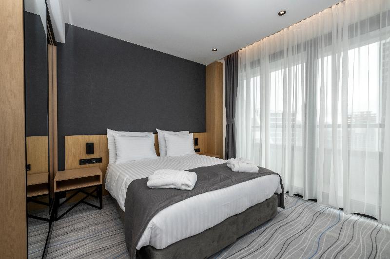 The Grandeur Hotel image