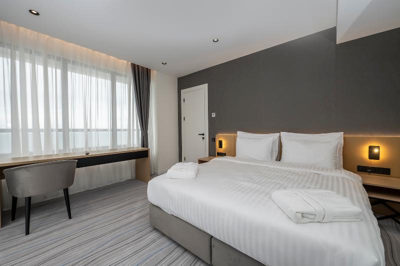The Grandeur Hotel image