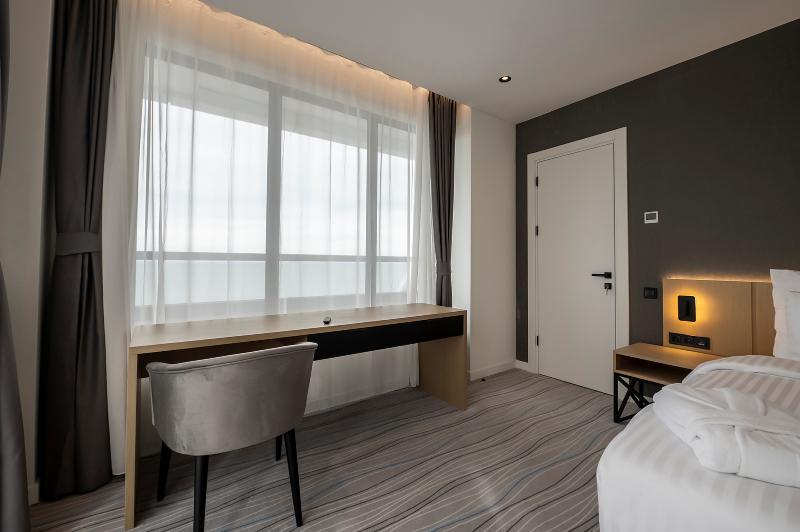The Grandeur Hotel image