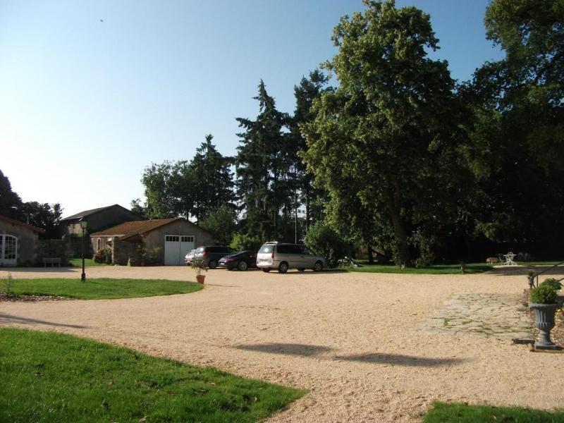 Cha¢teau De Belle-vue image