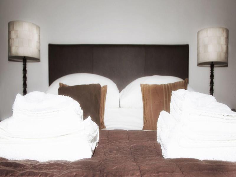 The Punch Bowl Inn image