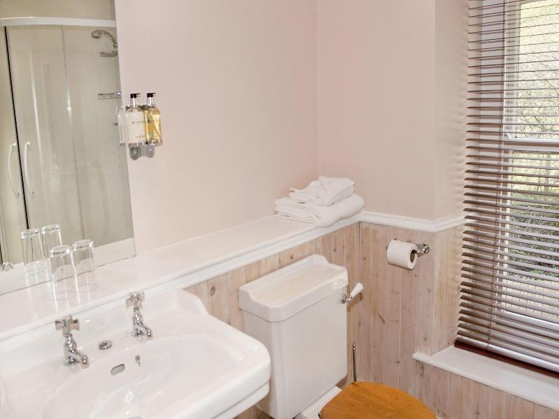 The Punch Bowl Inn image