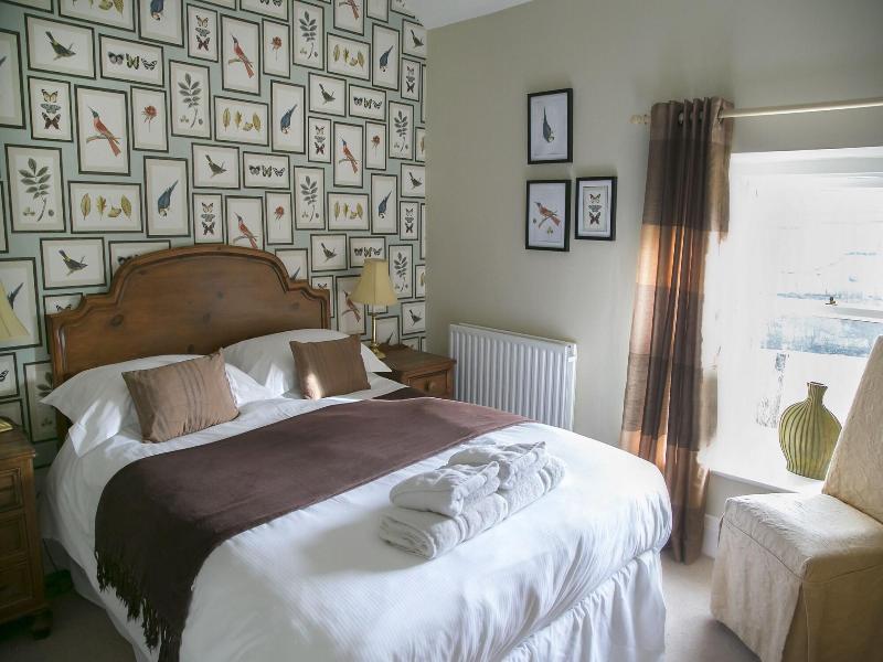 The Punch Bowl Inn image
