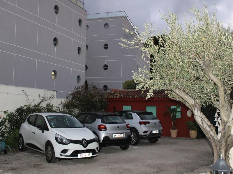 La Villa Des Oliviers image