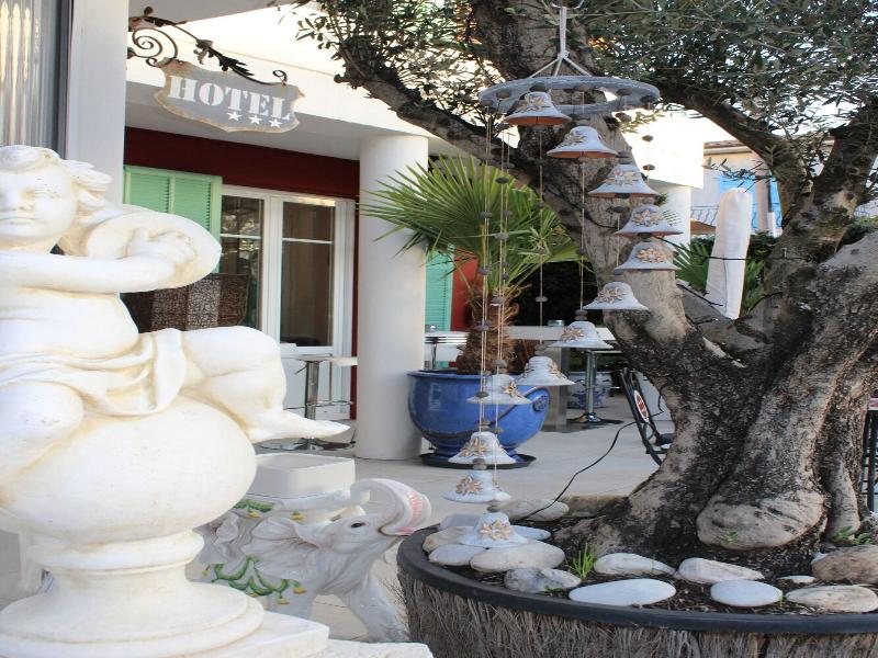 La Villa Des Oliviers image