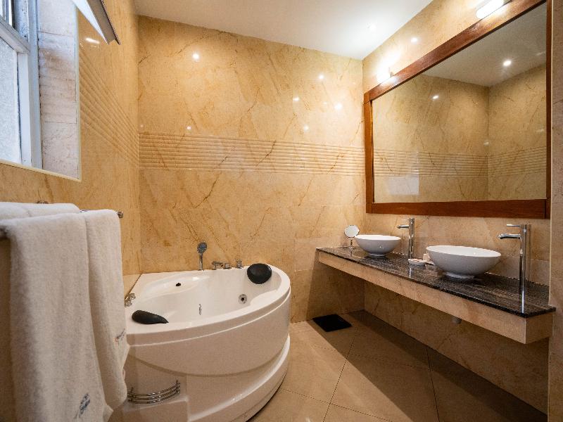 Kilua Beach Resort image