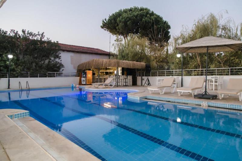 Medos Hotel image