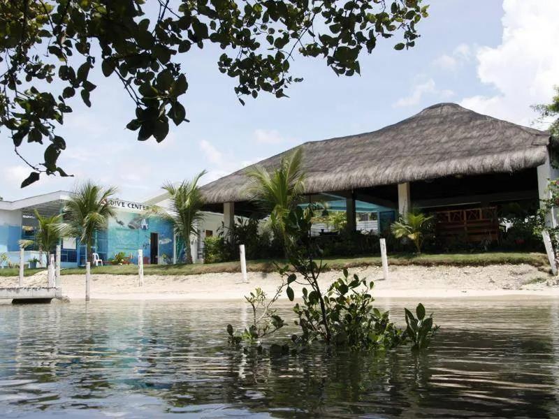 Beach & Waterfront