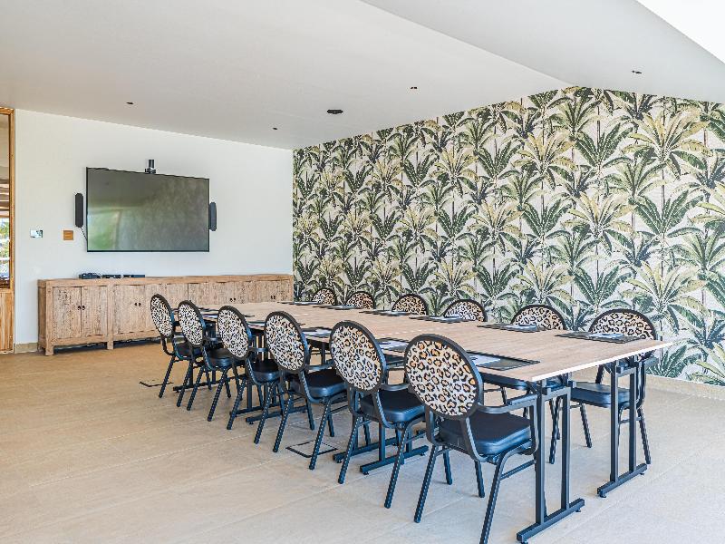 Van der Valk Plaza Beach & Dive Resort Bonaire image