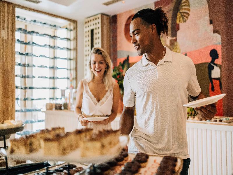 Van der Valk Plaza Beach & Dive Resort Bonaire image