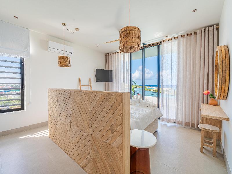 Van der Valk Plaza Beach & Dive Resort Bonaire image