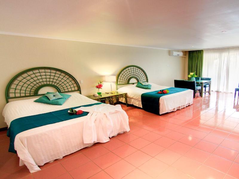 Van der Valk Plaza Beach & Dive Resort Bonaire image