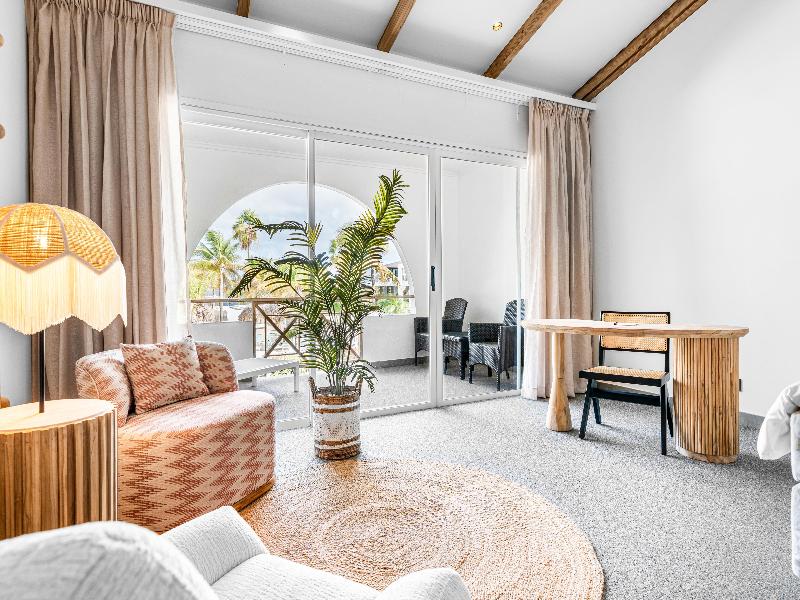 Van der Valk Plaza Beach & Dive Resort Bonaire image