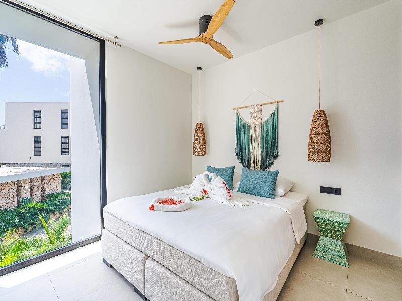 Van der Valk Plaza Beach & Dive Resort Bonaire image