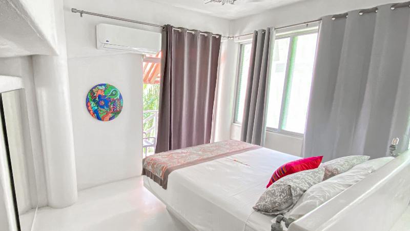 Villa Aikia image