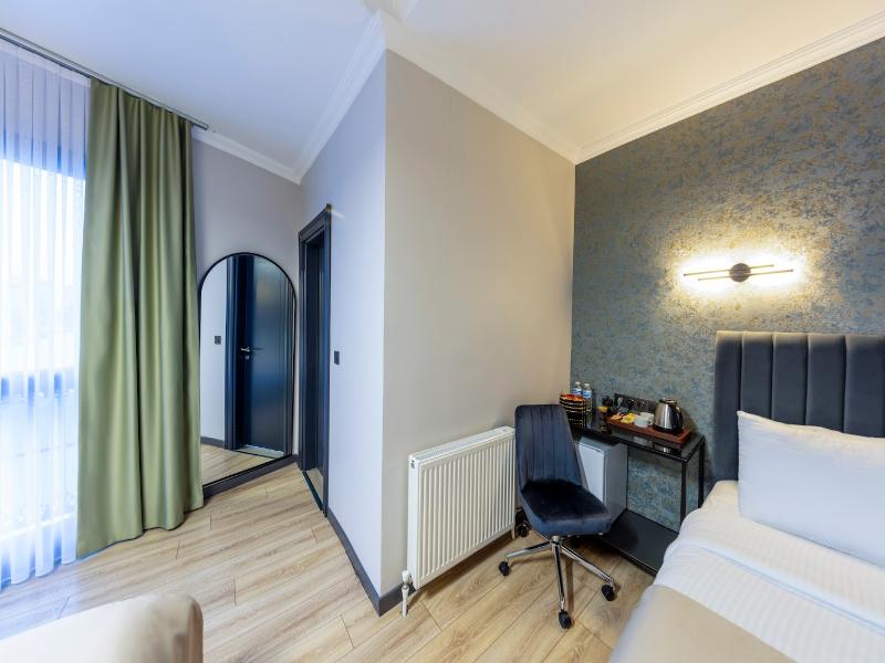 Nora Airport Hotel image