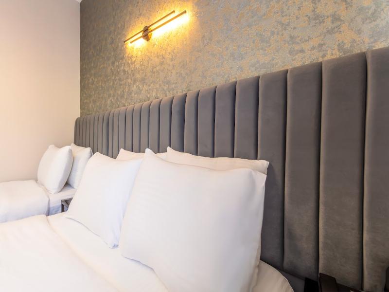 Nora Airport Hotel image