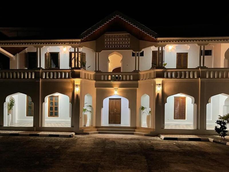The Manor House By Sansi image