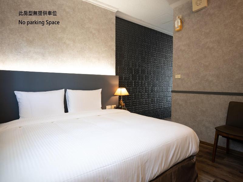 Yilan East Motel image