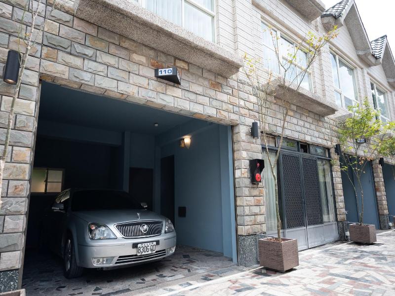 Yilan East Motel image
