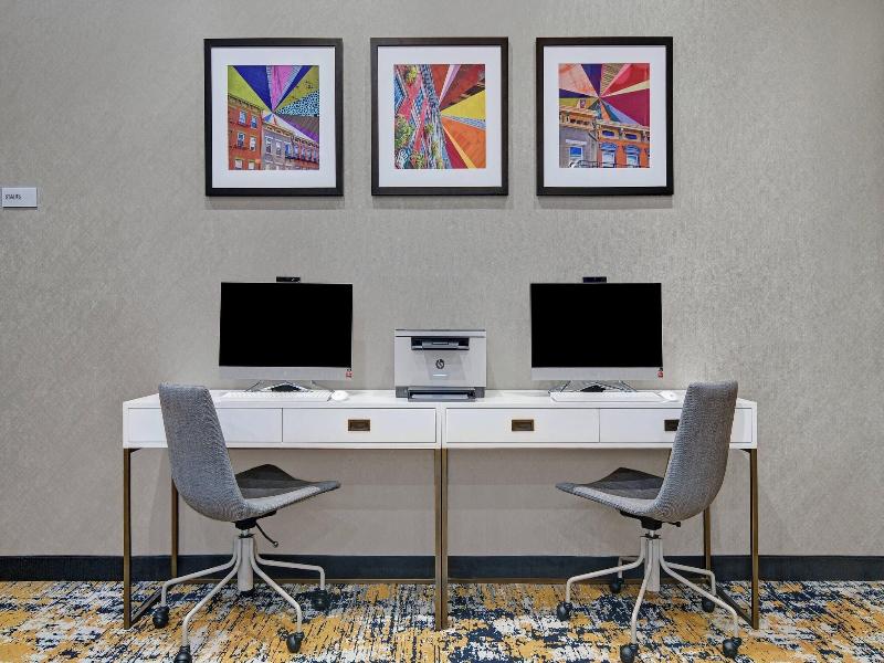 Towneplace Suites By Marriott Cincinnati Downtown image