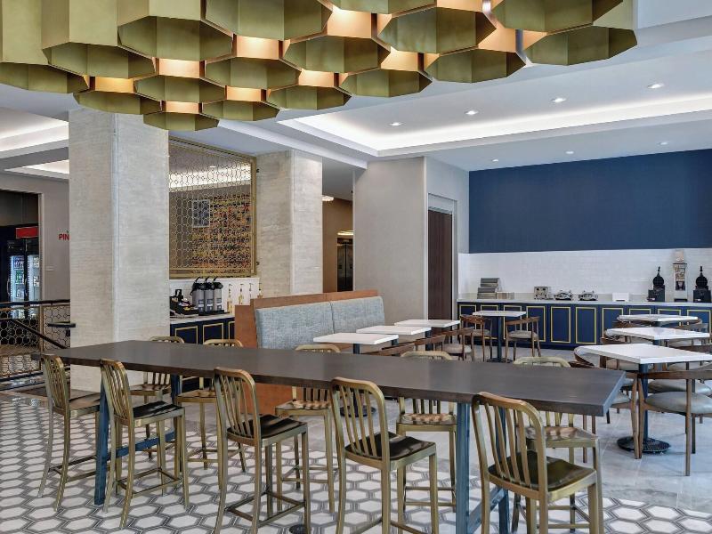 Towneplace Suites By Marriott Cincinnati Downtown image