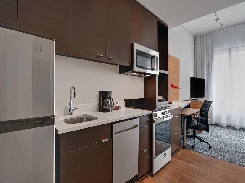Towneplace Suites By Marriott Cincinnati Downtown image