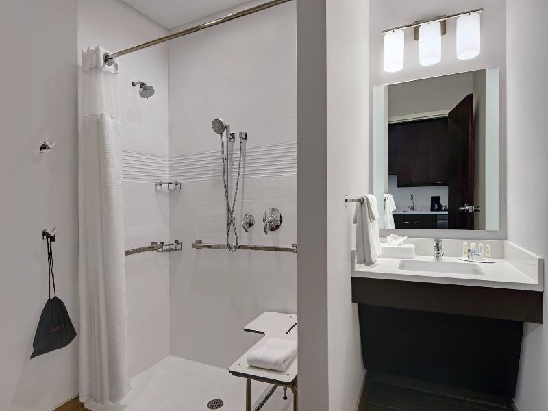 Towneplace Suites By Marriott Cincinnati Downtown image