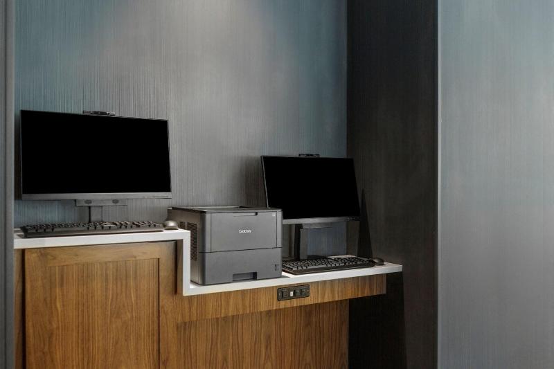 Courtyard By Marriott Indianapolis Fishers image