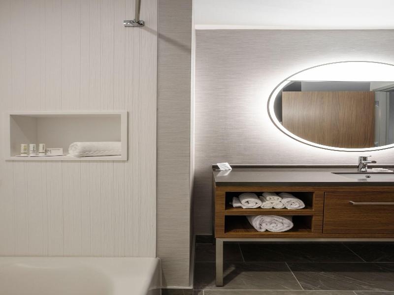 Courtyard By Marriott Indianapolis Fishers image
