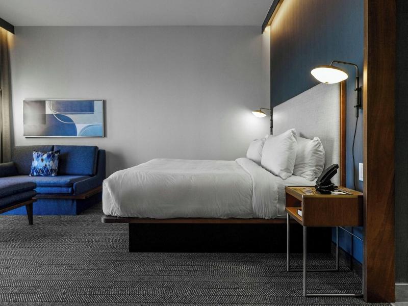Courtyard By Marriott Indianapolis Fishers image
