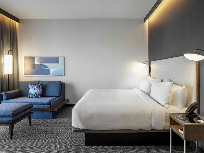 Courtyard By Marriott Indianapolis Fishers image
