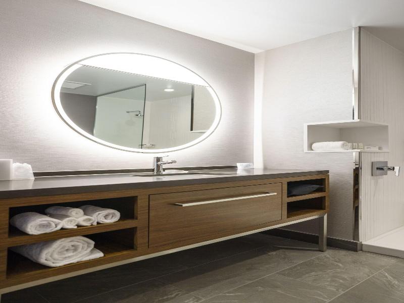 Courtyard By Marriott Indianapolis Fishers image